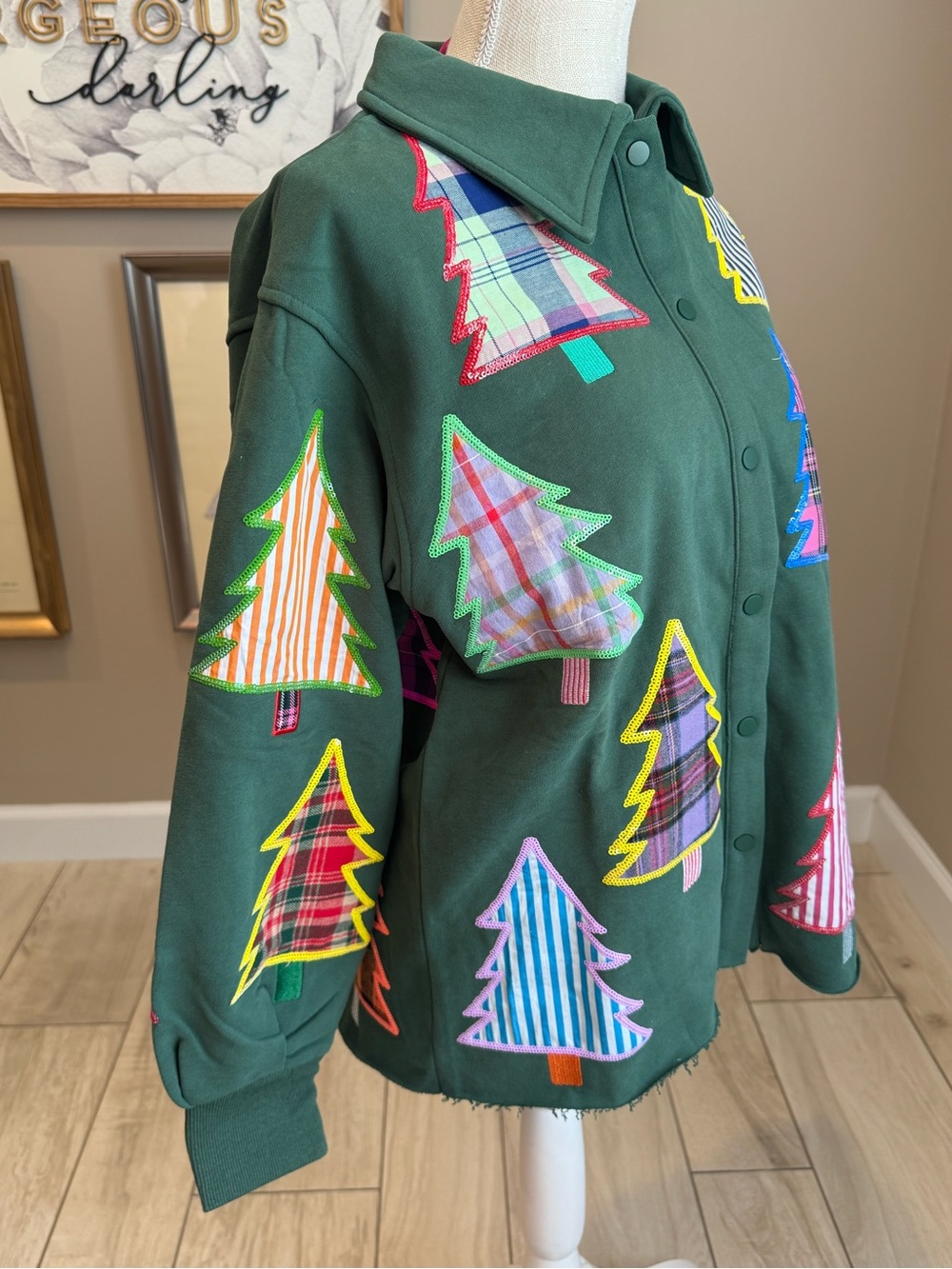 New! QUEEN OF SPARKLES Green Multicolor Plaid Sequin Christmas Tree Shacket - Picture 5 of 12